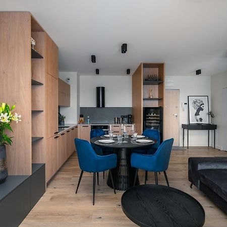 Nice View Apartment, Free Underground Parking, City Square 6 Min Wroclaw Dış mekan fotoğraf