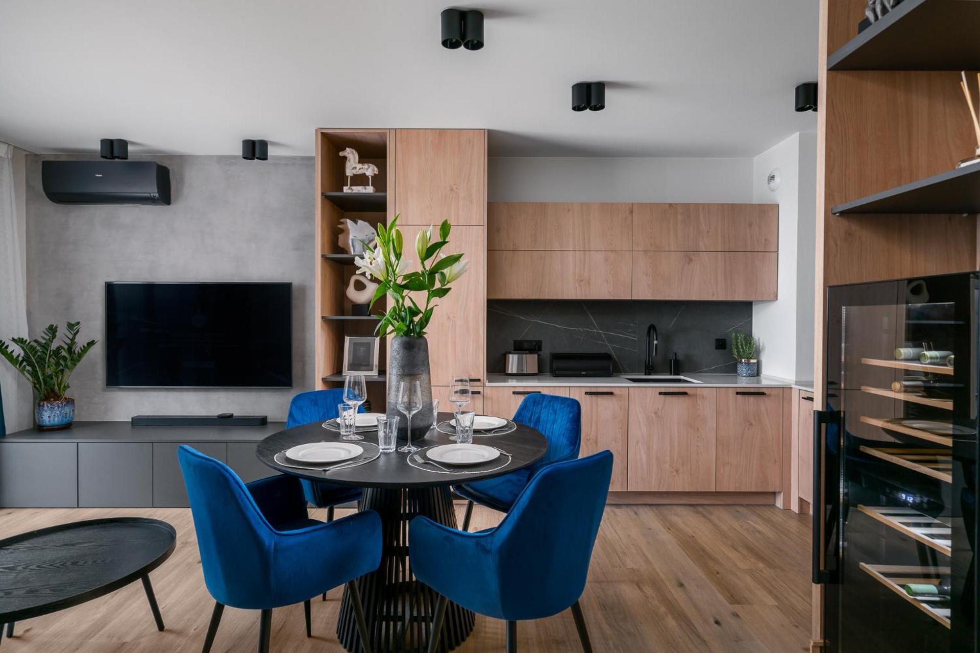 Nice View Apartment, Free Underground Parking, City Square 6 Min Wroclaw Dış mekan fotoğraf